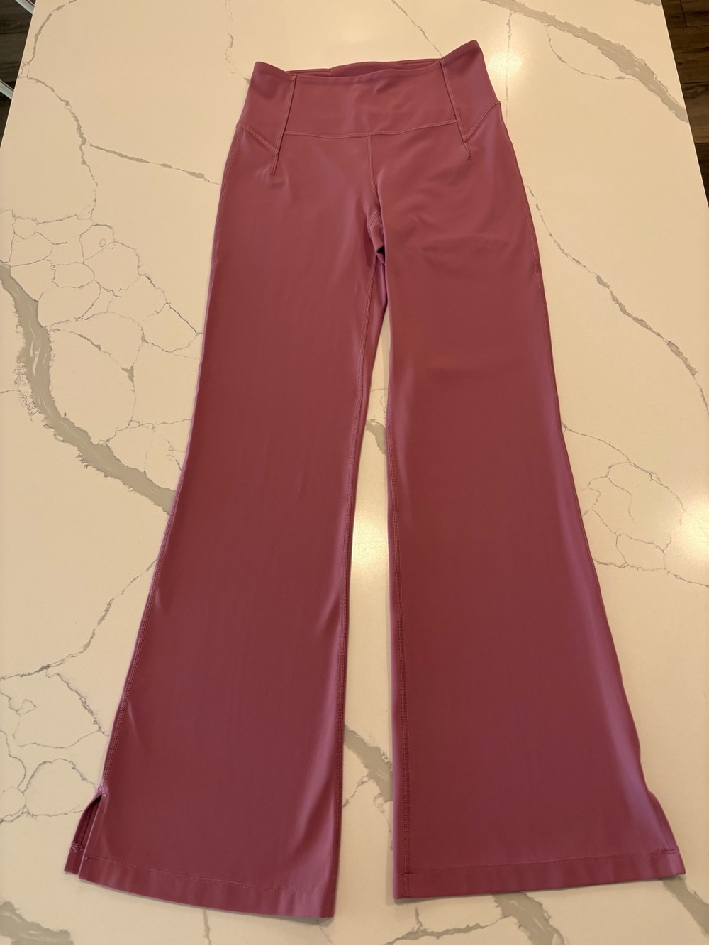 Lululemon Groove High Rise Split Hem Flared Pants Nulu ~ 6 ~ Velvet Dust